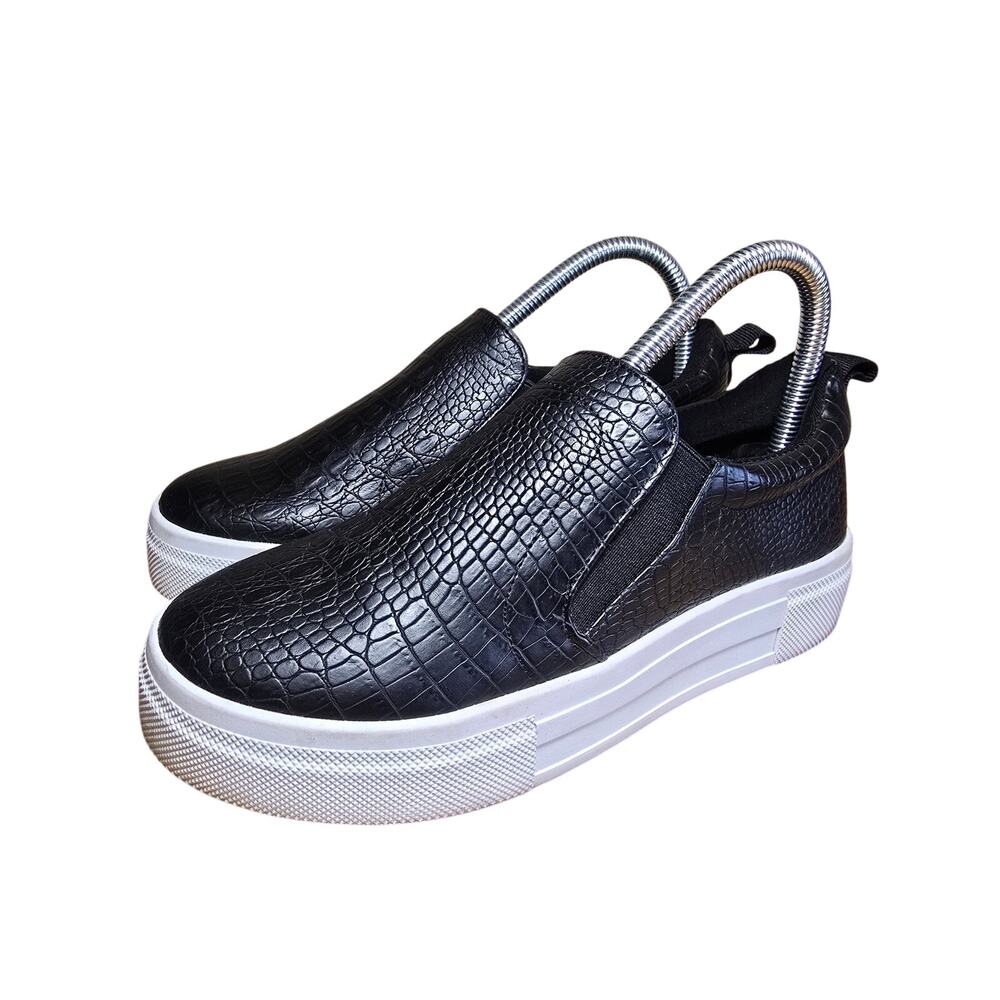Lulus Cassay Platform Sneaker Women 7.5 Crocodile Embossed Slip On Shoe EUC